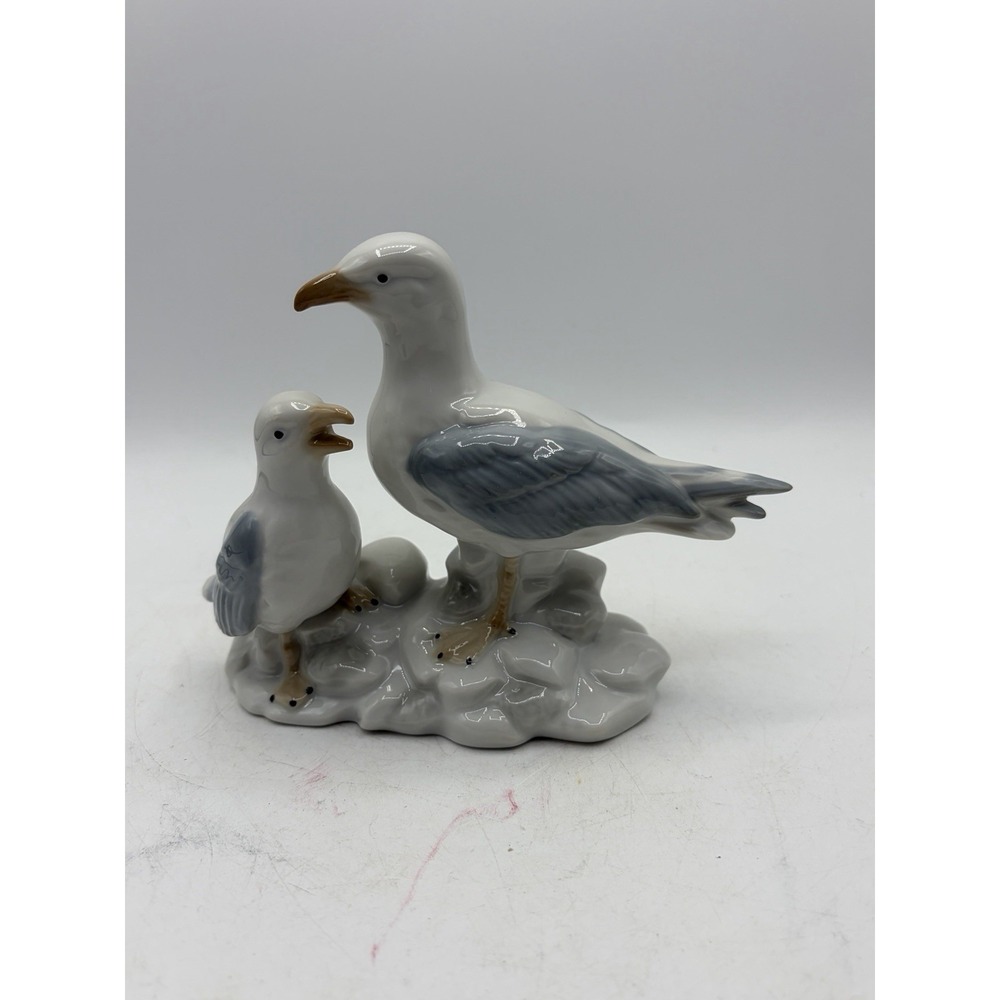 Otagiri Japan Seagull Family Figurine Seabirds on Rocks Coastal Decor 7"